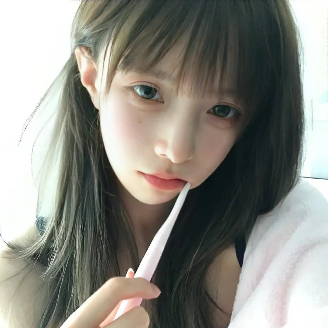 谜样的双眼